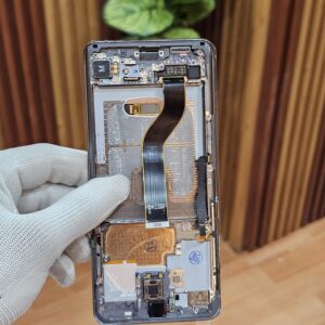 SAMSUNG S20 PLUS